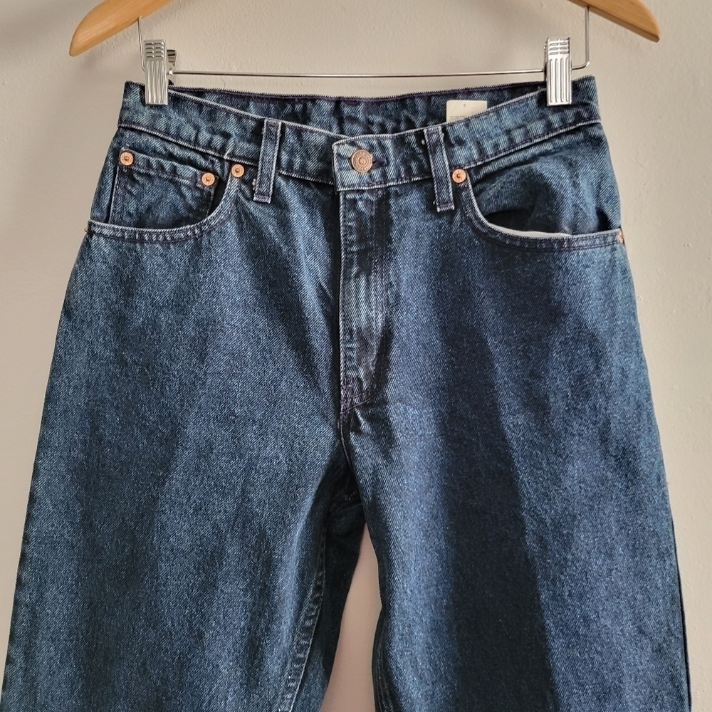 Levi's Mid Rise Jeans - Picture 6 of 12